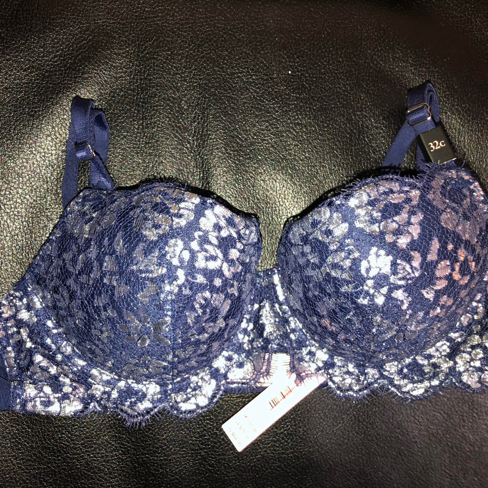 VS Dream Angels Lined Demi Bra 32C (Navy/Silver)